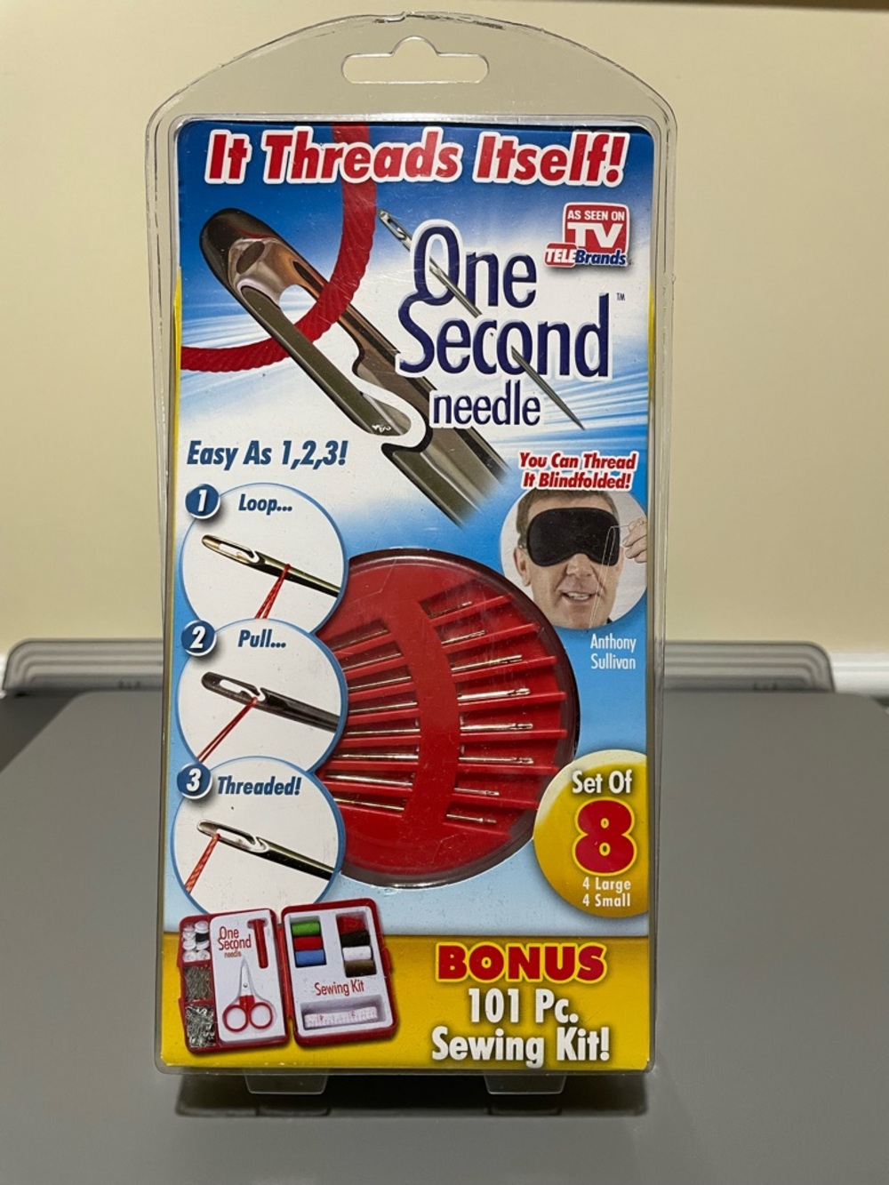 Needle Threader Set of 8 - Red - As Seen on TV